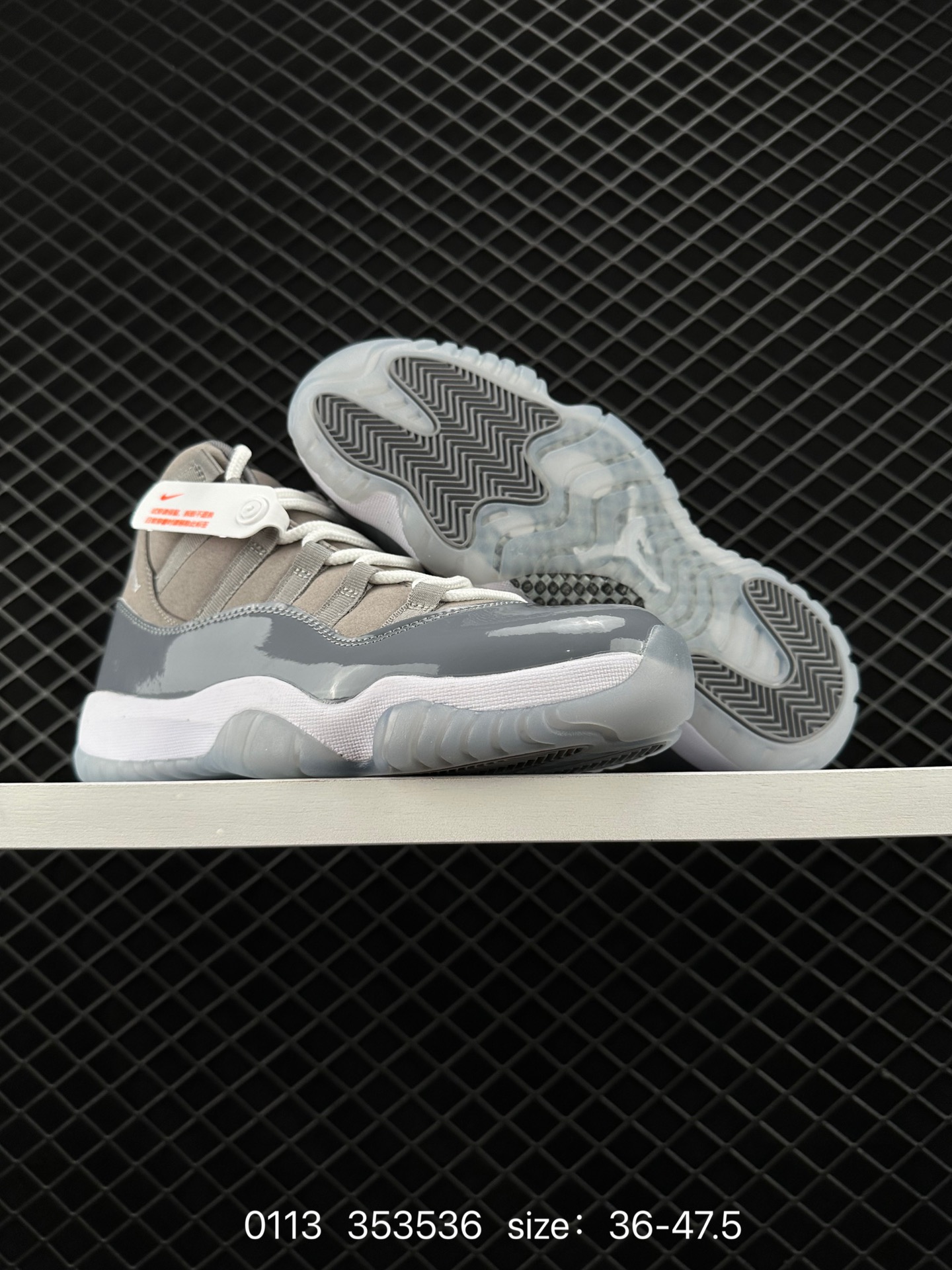 Nike Air Jordan 11 Retro Low LE